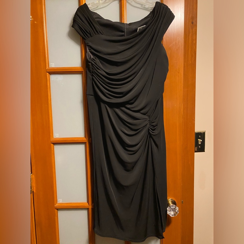 Tadashi Too Off-the-Shoulder Black Cocktail Dress Size 16Q